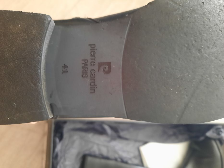 Продам шкіряні демісізонні сапоги бренд