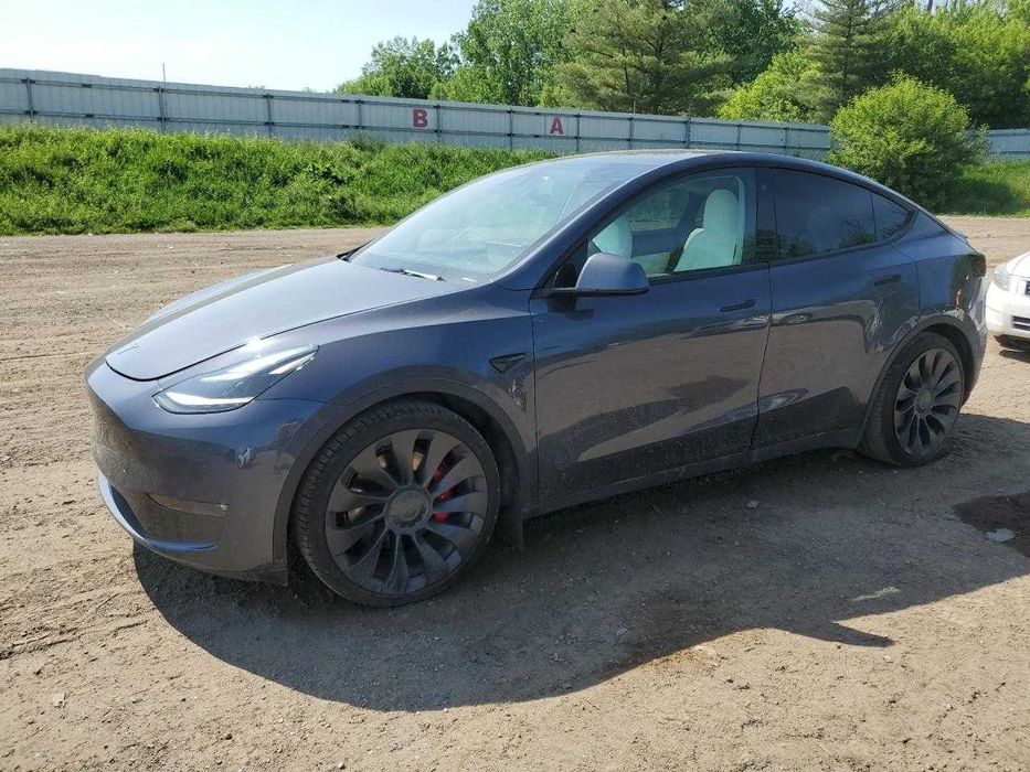 TESLA MODEL Y // 2021 Тесла