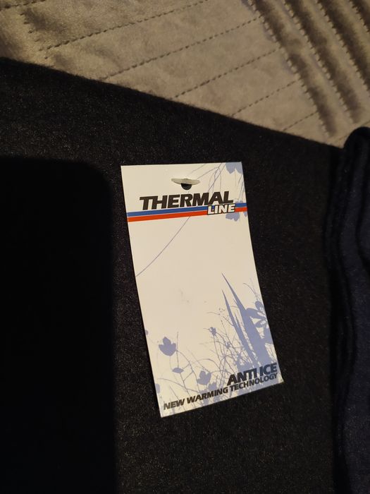 Nowy termiczny biały szalik