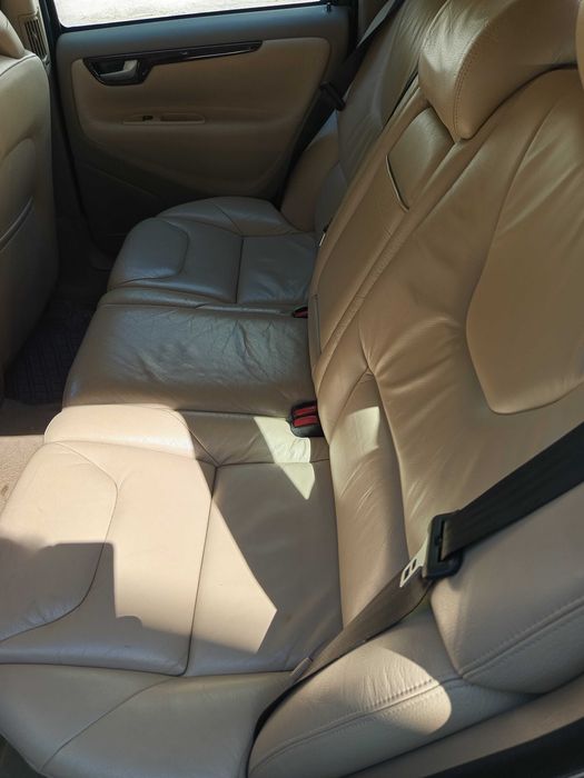 vendo carrinha Volvo V70 como nova 108.000km, para peças ou legalizar