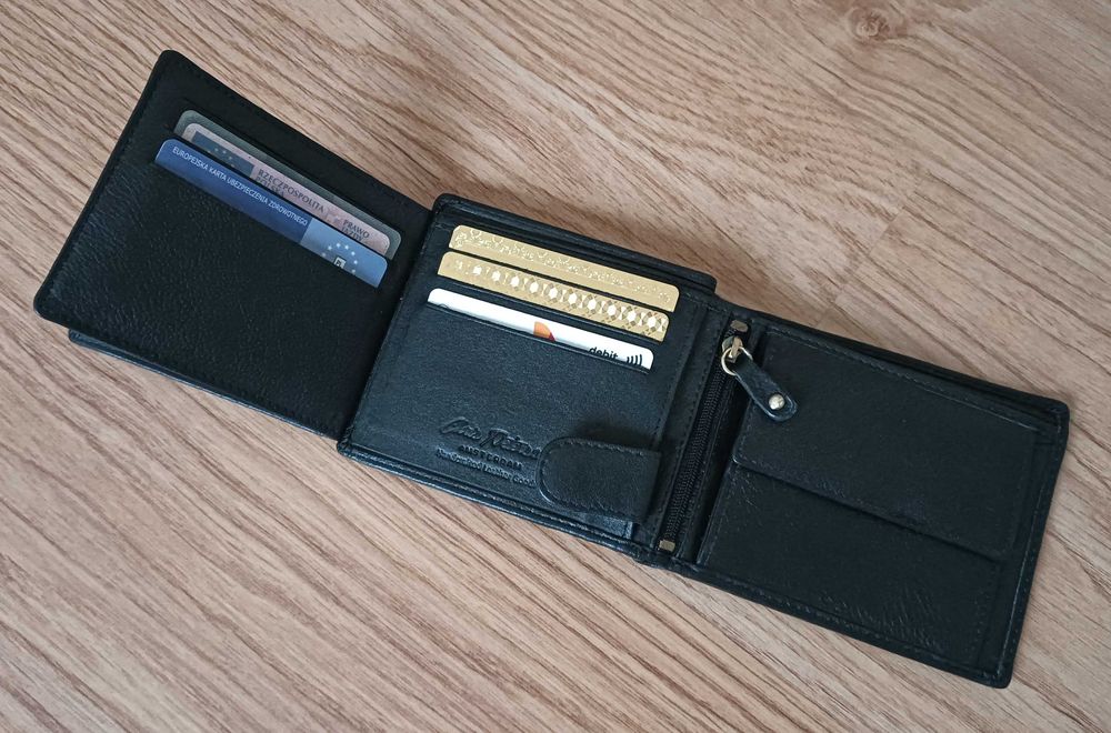 Nowy portfel męski ze skóry naturalnej Peterson+brelok i pudełko.