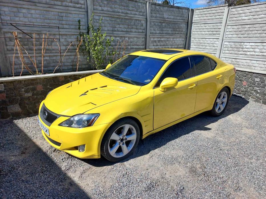 Lexus is250 4x4 avtomat