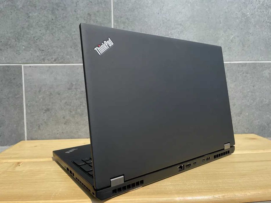 Ноутбук Lenovo ThinkPad P52/i7-8750/32Gb/512Gb M2/15.6" IPS/P1000 4GB