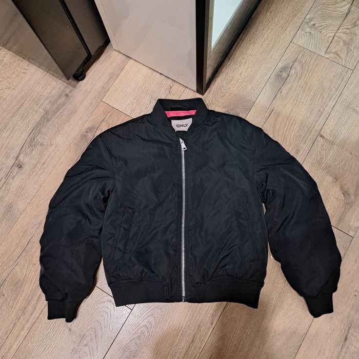 Куртка бомбер only розмір 134-140