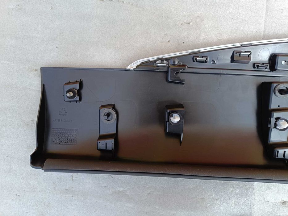 Friso Porta Trás ESQ PEUGEOT 2008 II (U_)