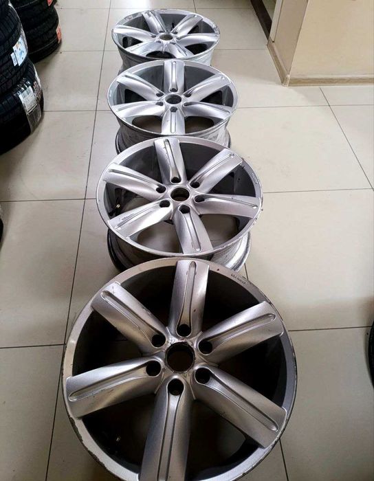 Комплект дисків R20 6*139.7 ET38 DIA67.1