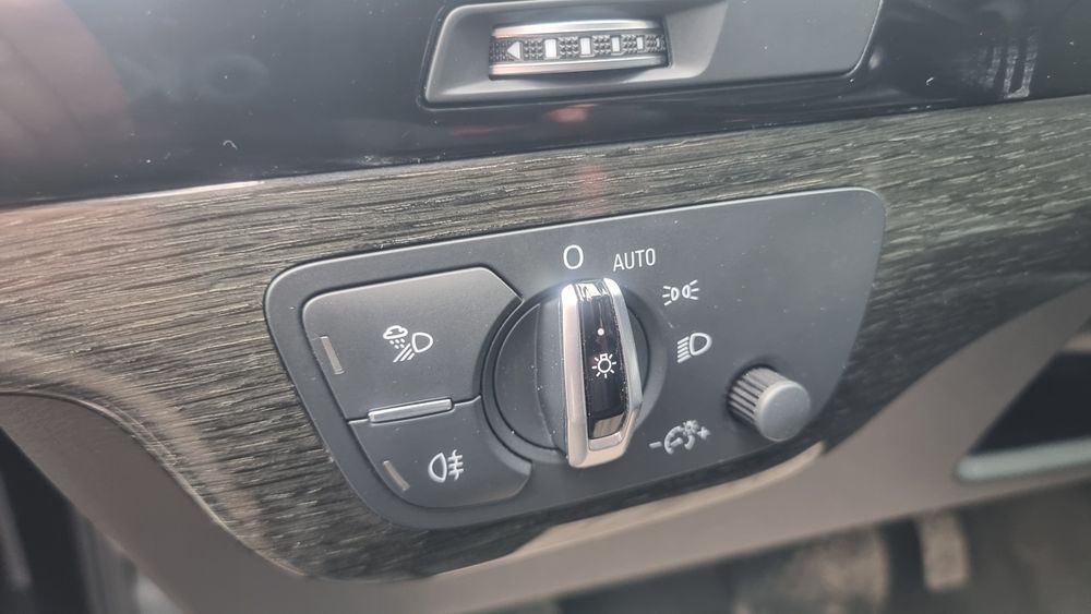 Aydi Q7 3.0 бензин