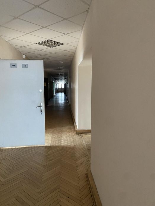 Оренда офісу на вул. Євгенія Сверстюка,23 на 66,7 м²