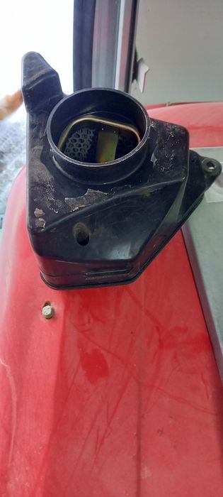 Cagiva roadster filtr obudowa