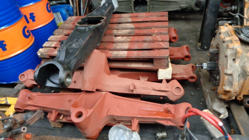 Most przedni  Case 580 590,Volvo bl71 BL61,Komatsu wb