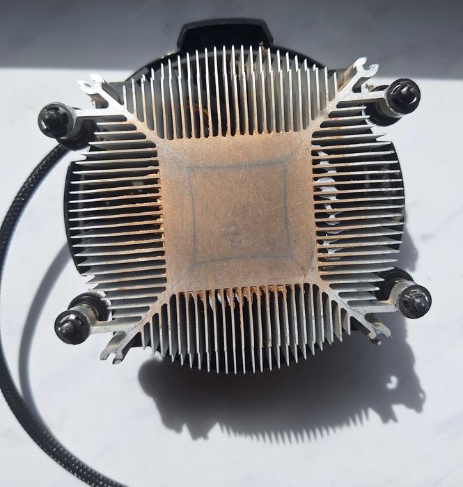AMD Ryzen 5 2500X + chłodzenie fabryczne + pasta Kryonaut