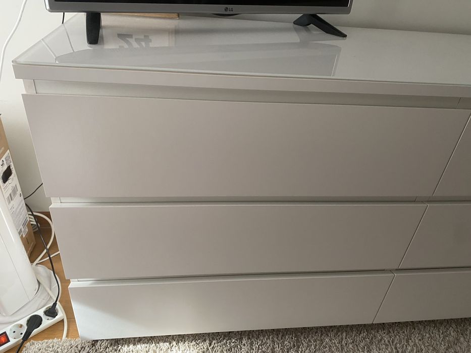 Cômoda malm 6 gavetas com tampo de vidro
