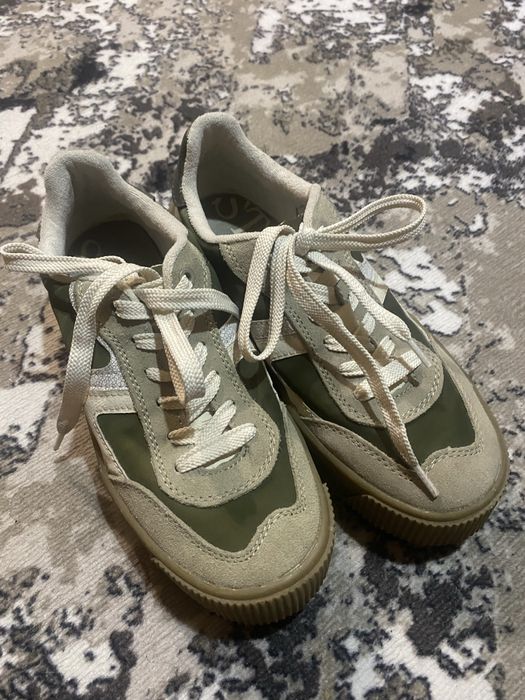 Кеди Страдівріус.