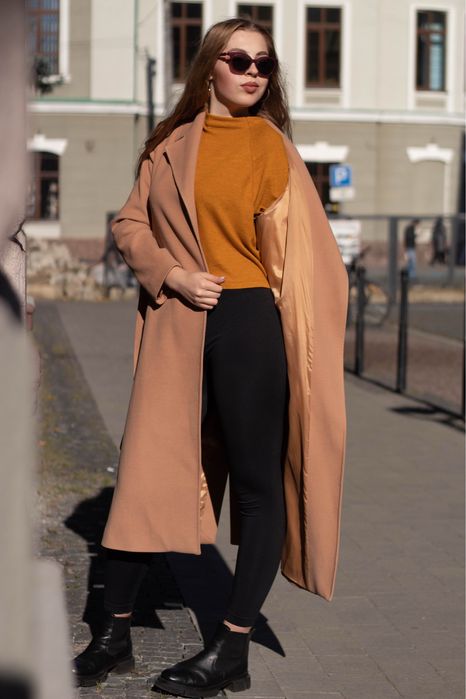 Пальто беж осінь/весна