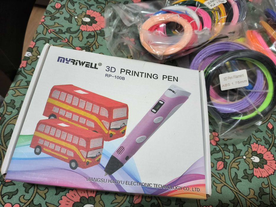 Caneta 3D praticamente sem uso.