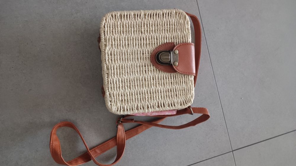 Torebka damska wiklinowa