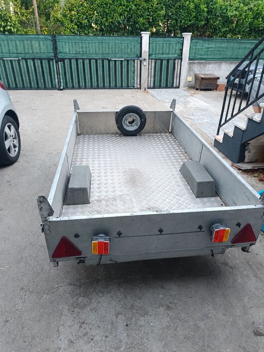 Reboque para carro
