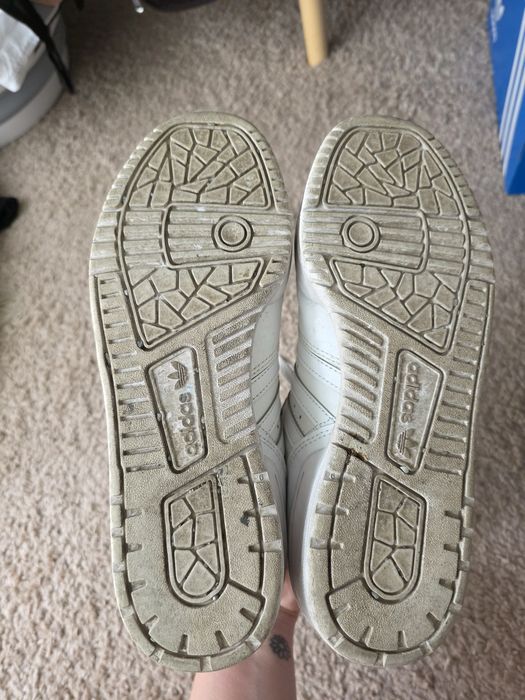 Białe sneakersy Adidas Rivalry Low 39⅓