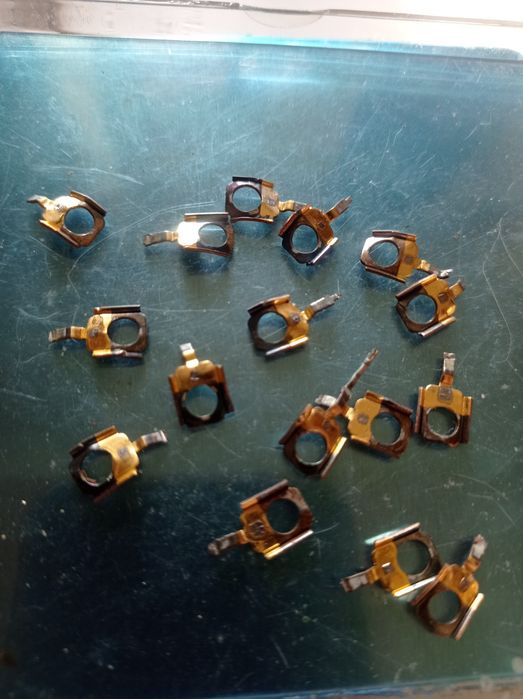 Контакты , позолота .