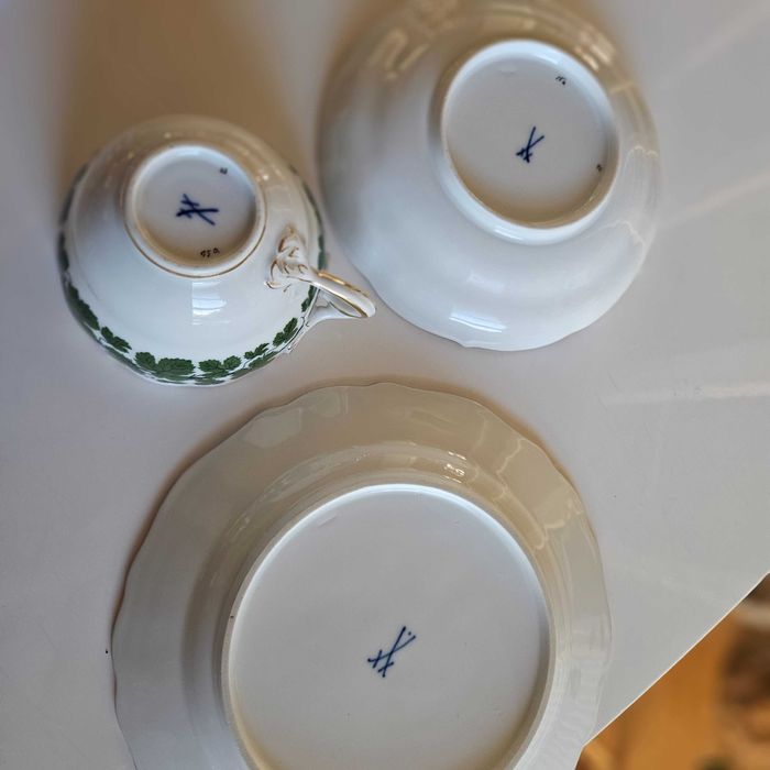 Trio sniadaniowe Miśnia wzór liście winogron ze złoceniami