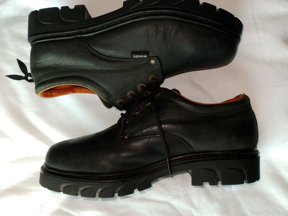 туфлі з товстою підошвою від бренду Wrangler