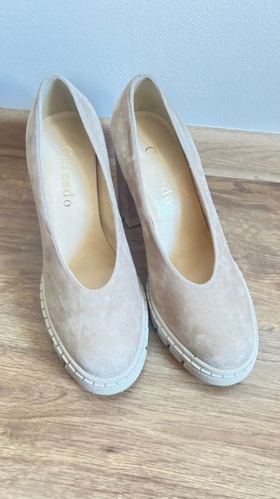Buty damskie beż skóra naturalna