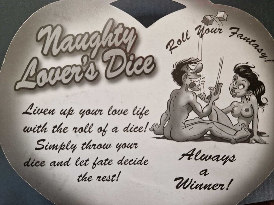 Кубики для дорослих розваг світяться в темряві