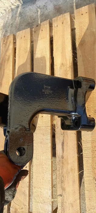 Case magnum 360 uchwyt stabilizatora