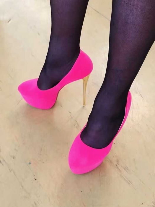 Sexy wysokie szpilki na platformie