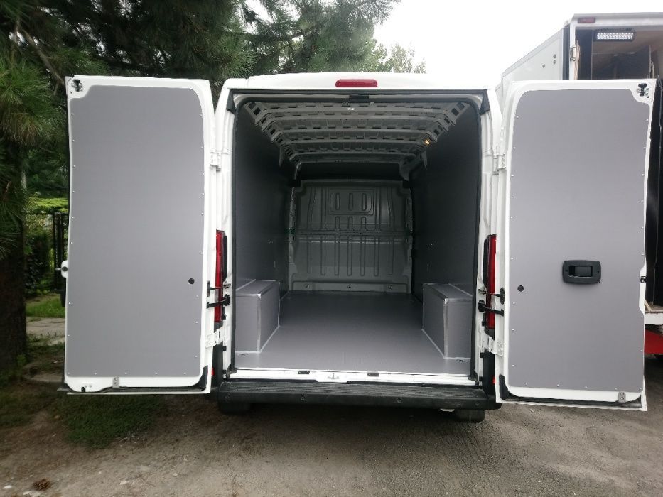 Zabudowa PREMIUM samochodu Fiat Ducato L3H2