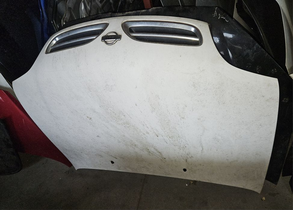 Nissan Micra K11 maska grill