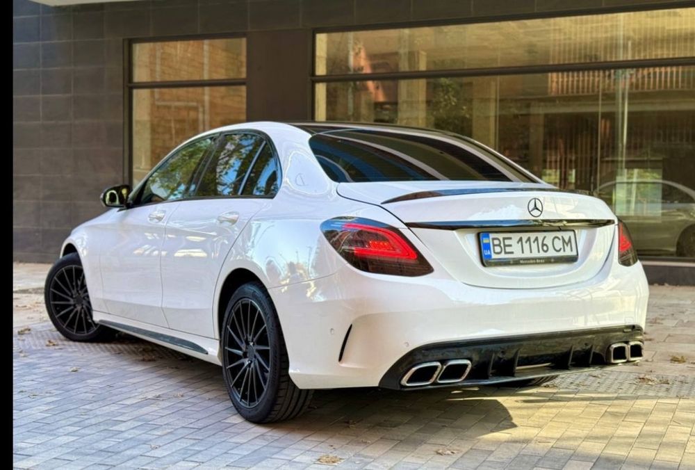 Продам мерседеса C 220 у W205 кузові