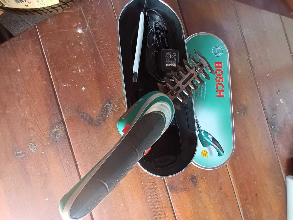 Nożyce do żywopłoty