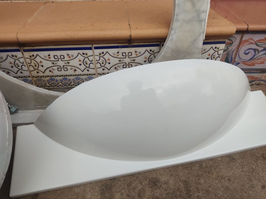 Bacia SANITADA e pedra