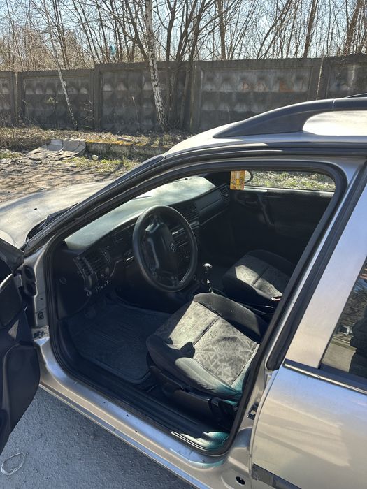 ОПЕЛЬ ВЕКТРА В ДОБРОМУ СТАНІ
