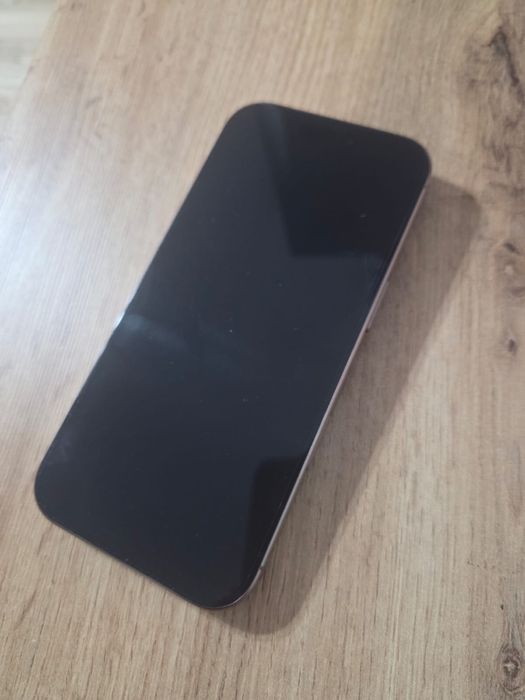 Iphone 16 pro  128GB tytan pustynny