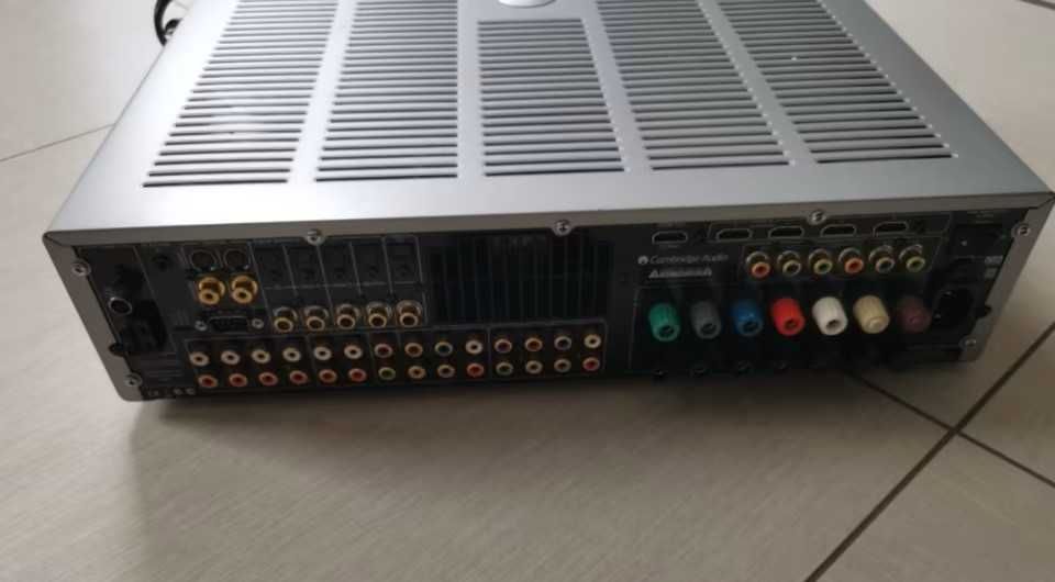 Cambridge Audio Azur 551 R
