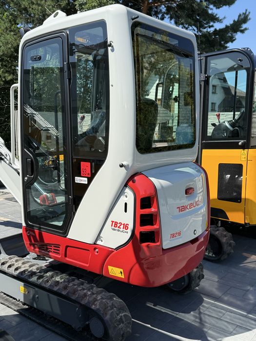 Minikoparka takeuchi TB216 Demo 2025r cat jcb kubota okazja