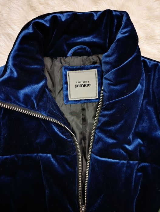Жіноча велюрова куртка S