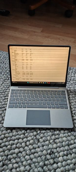 Microsoft Surface Laptop Go 2