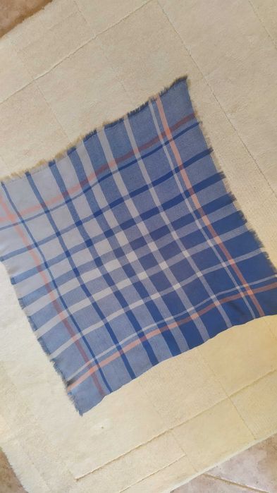 chustka wełniana niebieska w kratę