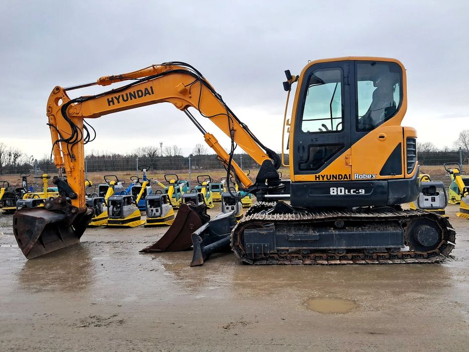 Hyundai ROBEX 80CR-9  Minikoparka HYUNDAI ROBEX 80CR-9 / 8.5t! /bobcat 442 terex tc 75 cat