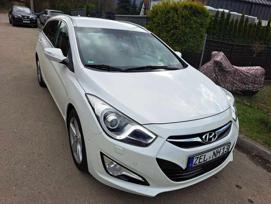 Hyundai i40 Automat 2.0 Benzyna 177 ps FULL OPCJA -Kombi
