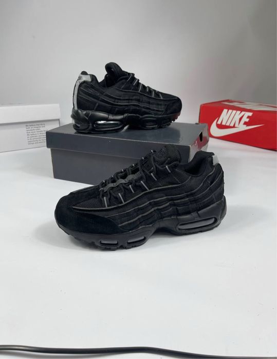 Nike Air Max 95 × CDG