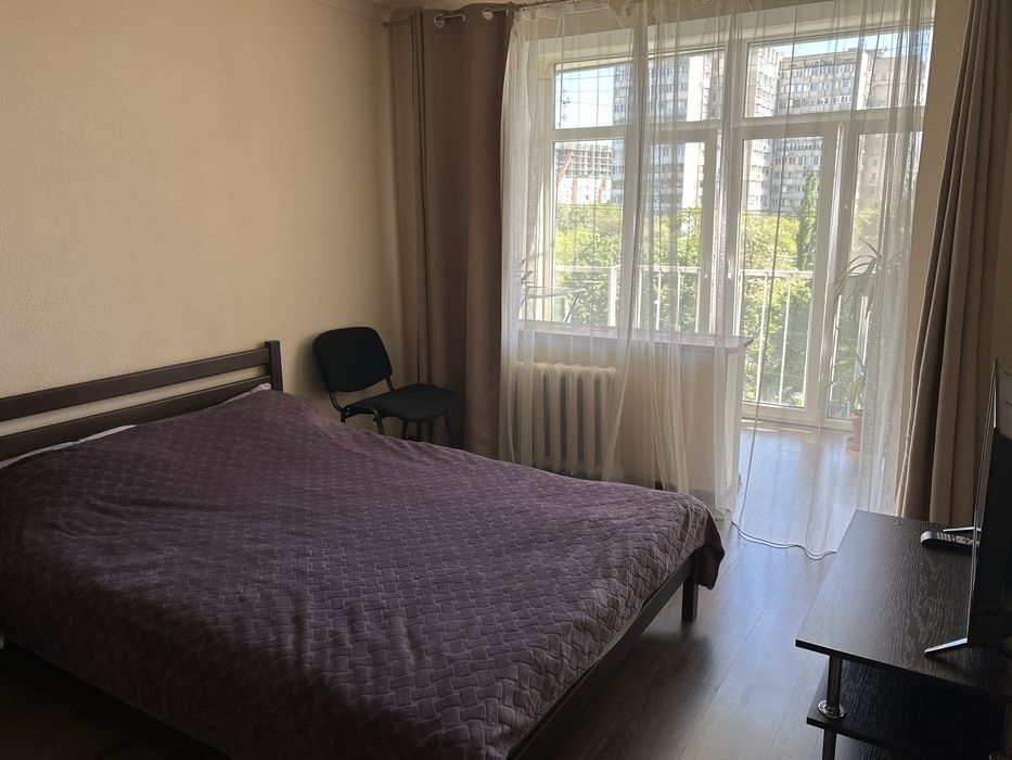 Ак . Глушко  2х комн Ярослава Мудрого  Панорама