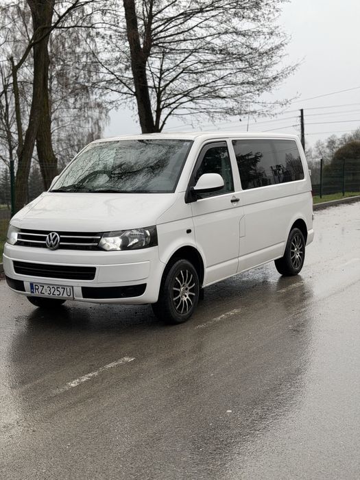 Vw transporter t5 2011r 9 osobowy