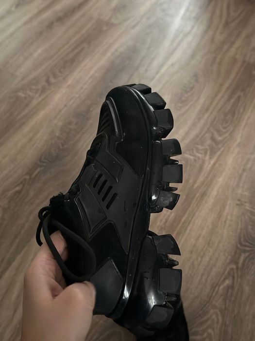 Зимние кроссовки тракторы