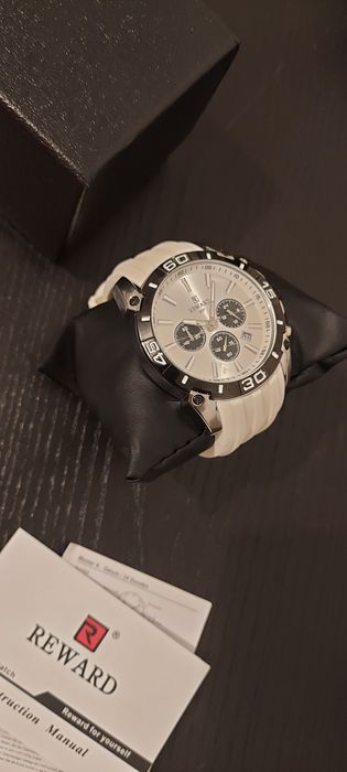Relogio branco de homem reward NOVO
