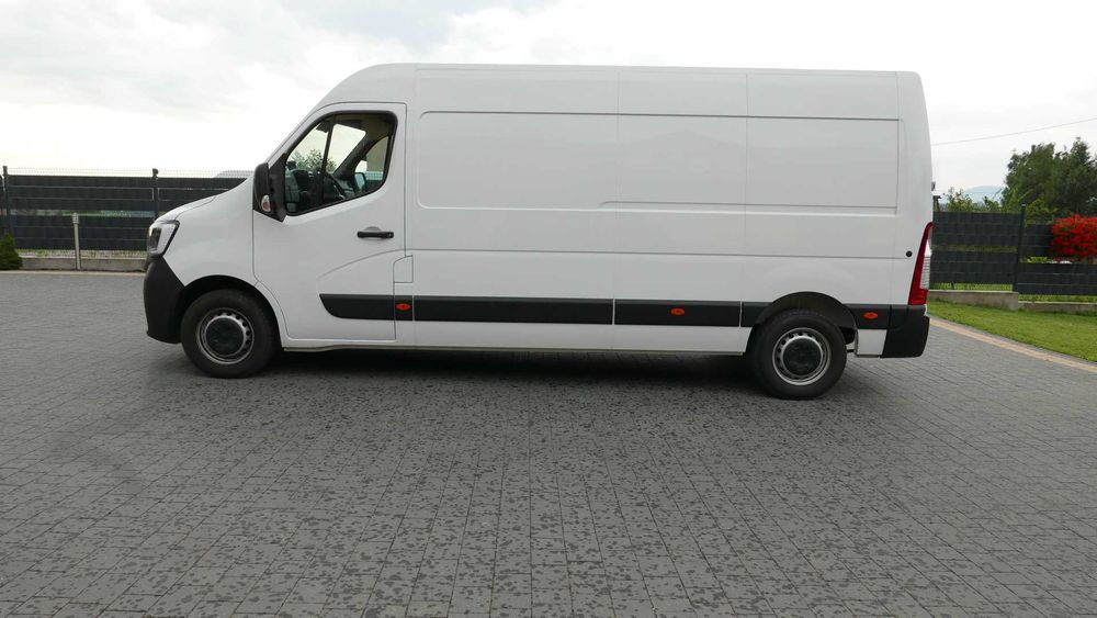 Wynajem aut dostawczych wypożyczalnia samochodów Renault Master Trafic