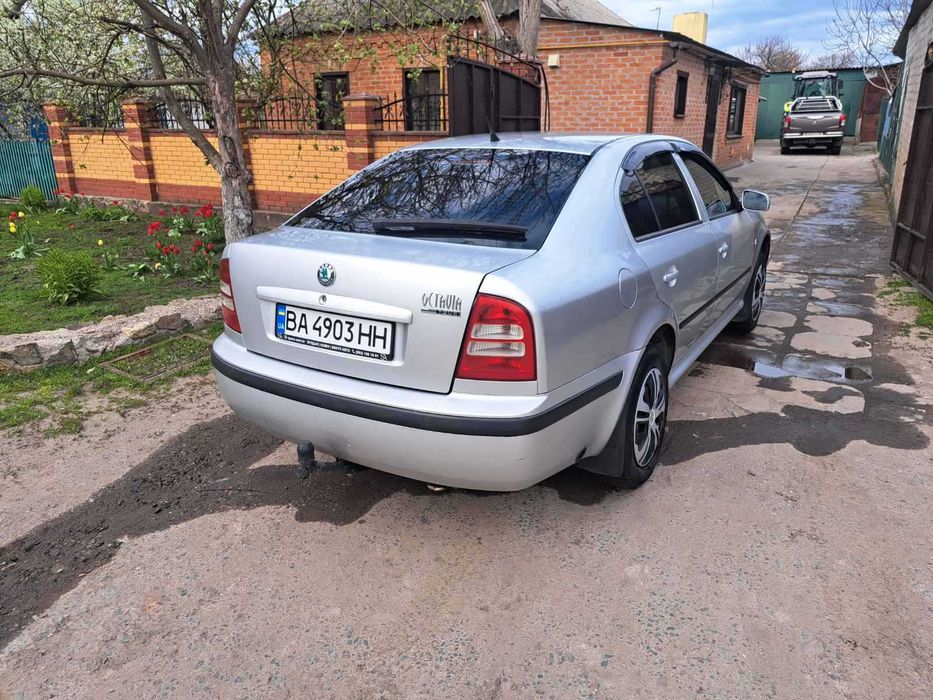 Продам авто shkoda octavia Tour